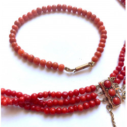 Coral bracelet round beads salmon color bracelet